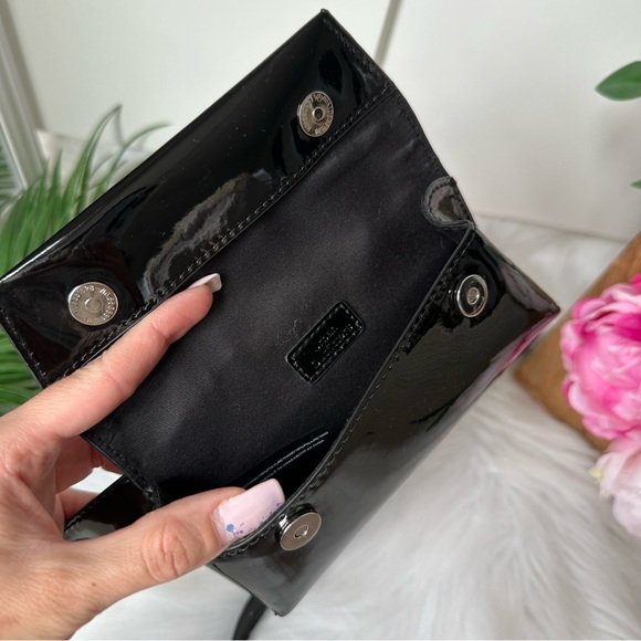 Urban Outfitters Lacquered Waist Bag - Picture 3 of 8